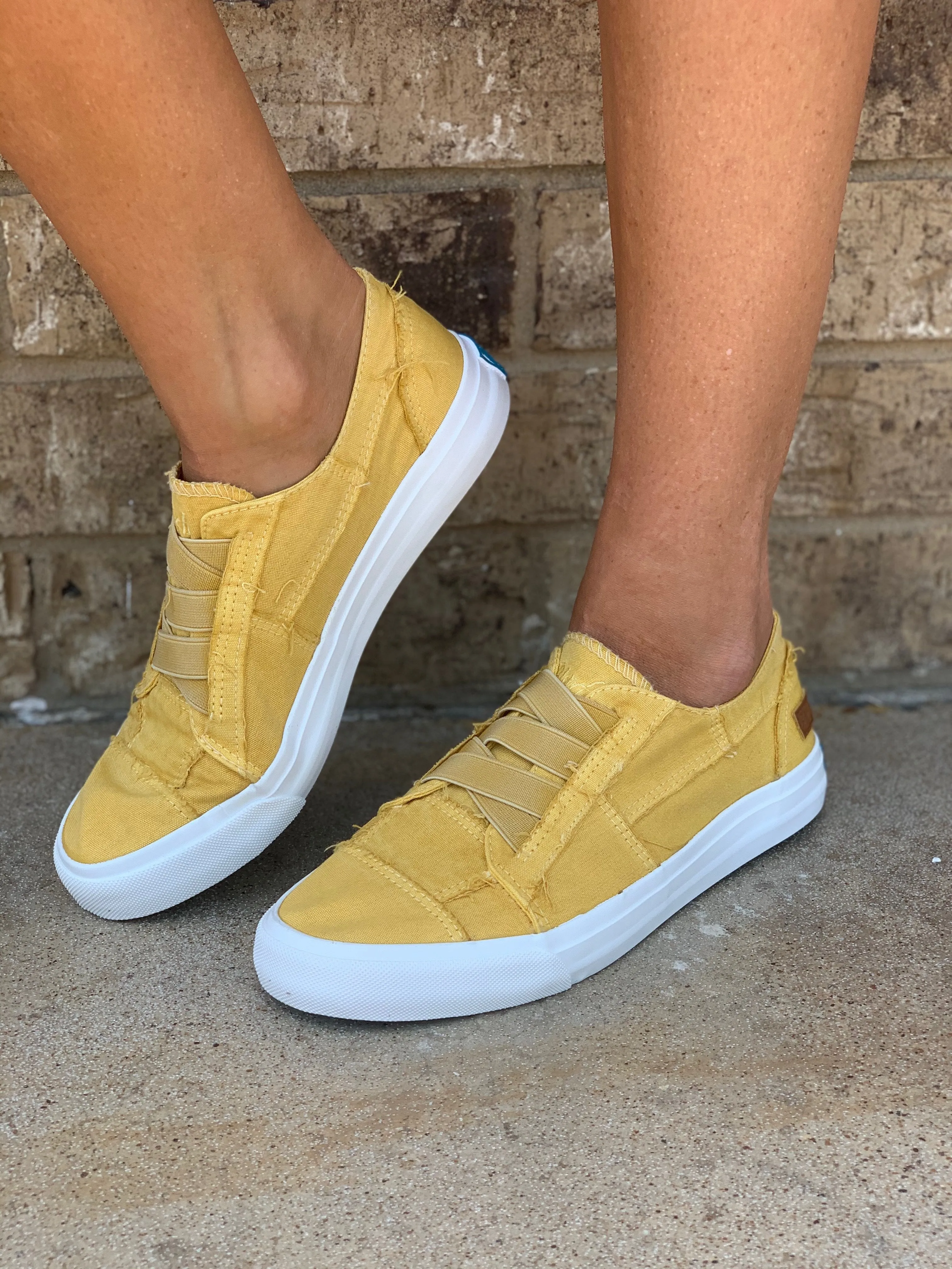 Blowfish Malibu Marley Slip On Fashion Sneaker Sunrise Color Washed Canvas
