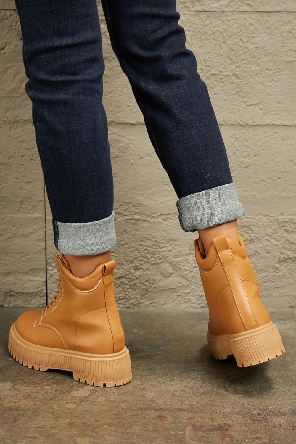 East Lion Corp Platform Combat Chunky Thick Sole Caramel Tan Lace Up Bootie Boots