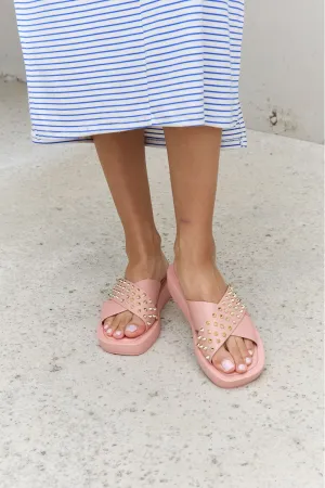 Forever Link Studded Cross Strap Slide On Slip In Platform Flat Sandals in Blush Pink