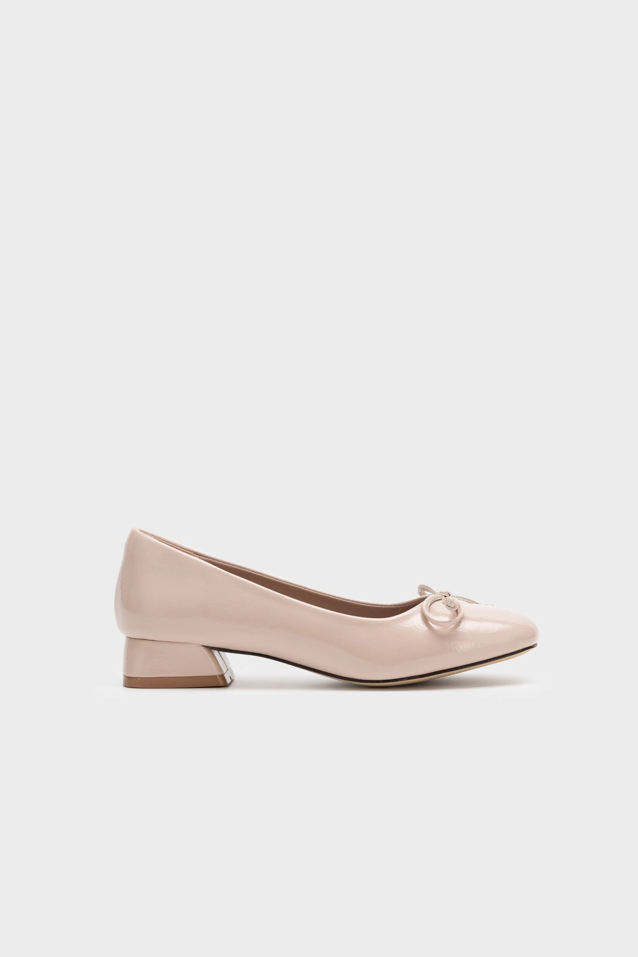 LOW HEEL PUMP WITH BOW