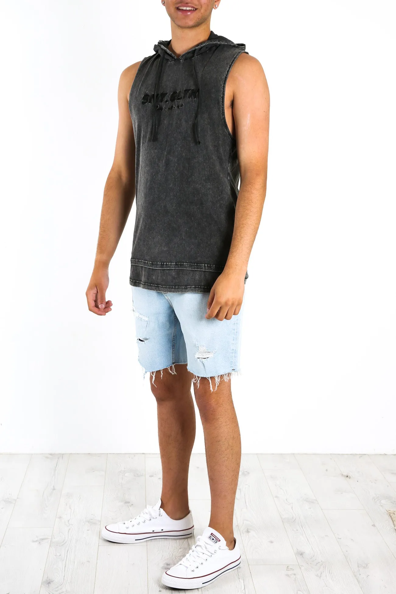 Measured Hooded Muscle Washed Black