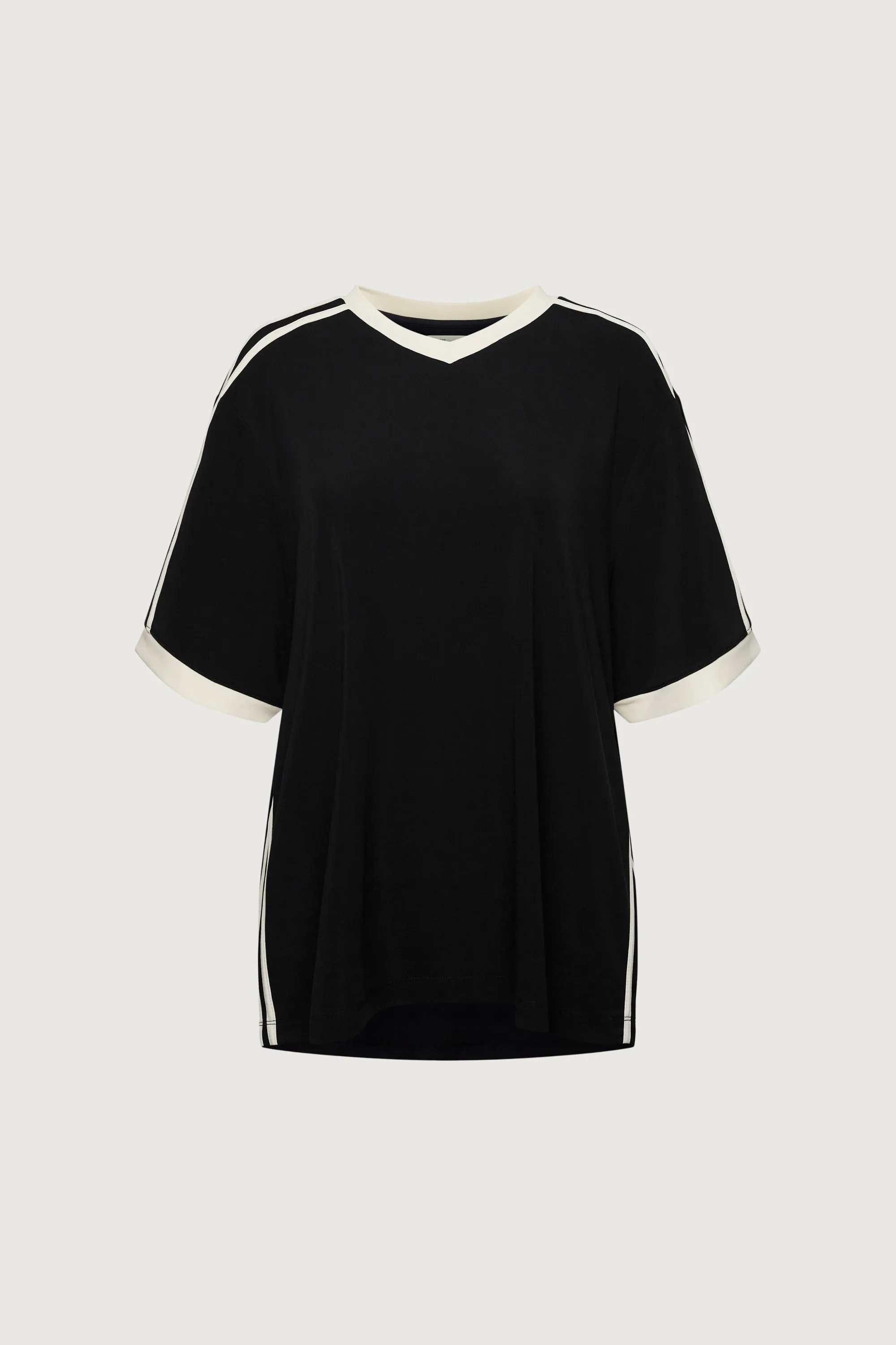 OVERSIZED CONTRAST TRIM V-NECK T-SHIRT