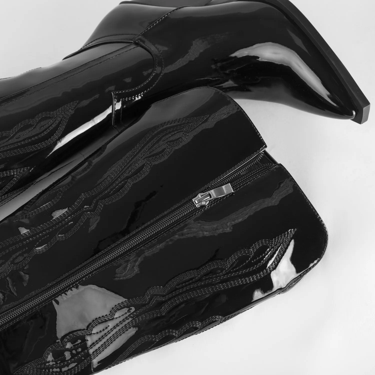 RAID Oshaa Knee High Western Boots in Black Hi Sh